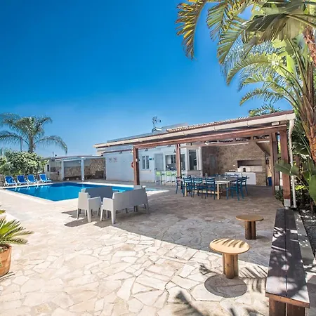 Villa Your Dream Holiday With Private Pool In Paralimni's Most Exclusive Neighbourhood, 1219