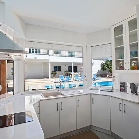 Your Dream Holiday With Private Pool In Paralimni's Most Exclusive Neighbourhood, 1219 Villa Paralimni